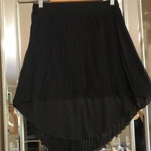 American Eagle Outfitters Black Sheer Pleated Asymmetrical Mini Skirt  Sz. 6